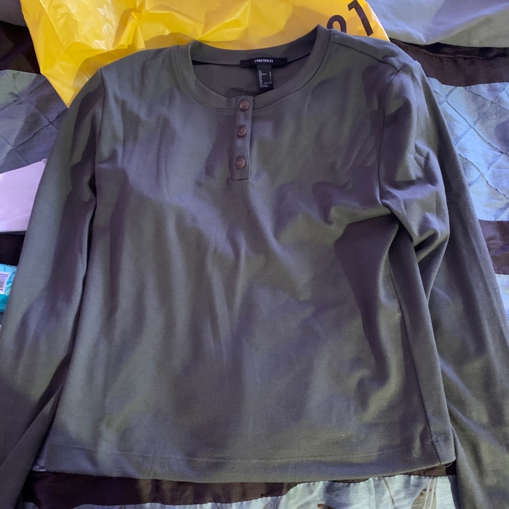 Green long sleeve